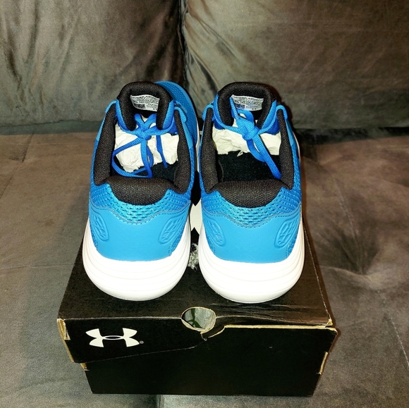 NEW UNDER ARMOUR SURGE 2 BLUE LIGHT-WEIGHT RUNNING / TRAINING SNEAKERS SIZE 12.5 - Picture 10 of 14